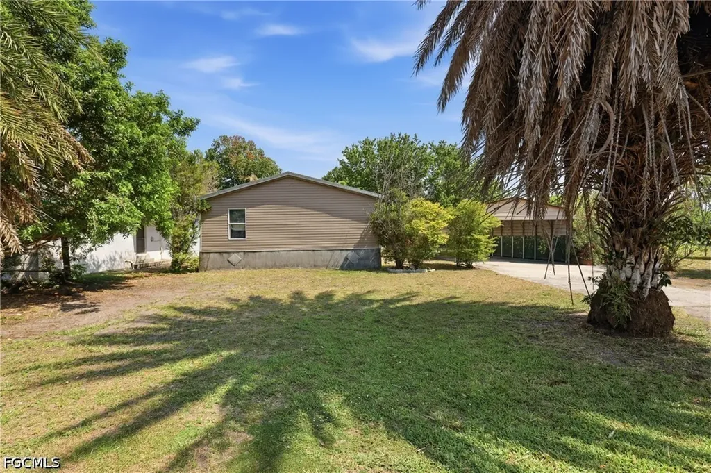 1031 Della Tobias Avenue Clewiston FL 33440