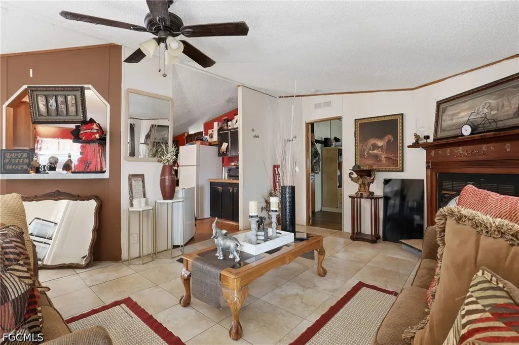 1031 Della Tobias Avenue Clewiston FL 33440