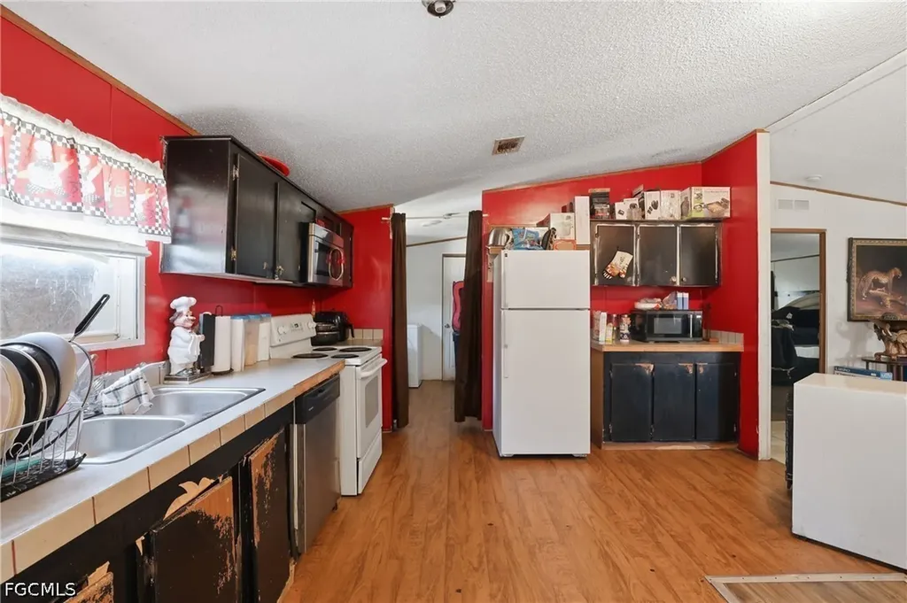 1031 Della Tobias Avenue Clewiston FL 33440