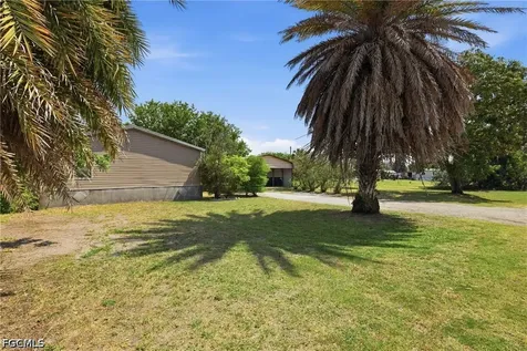 1031 Della Tobias Avenue Clewiston FL 33440