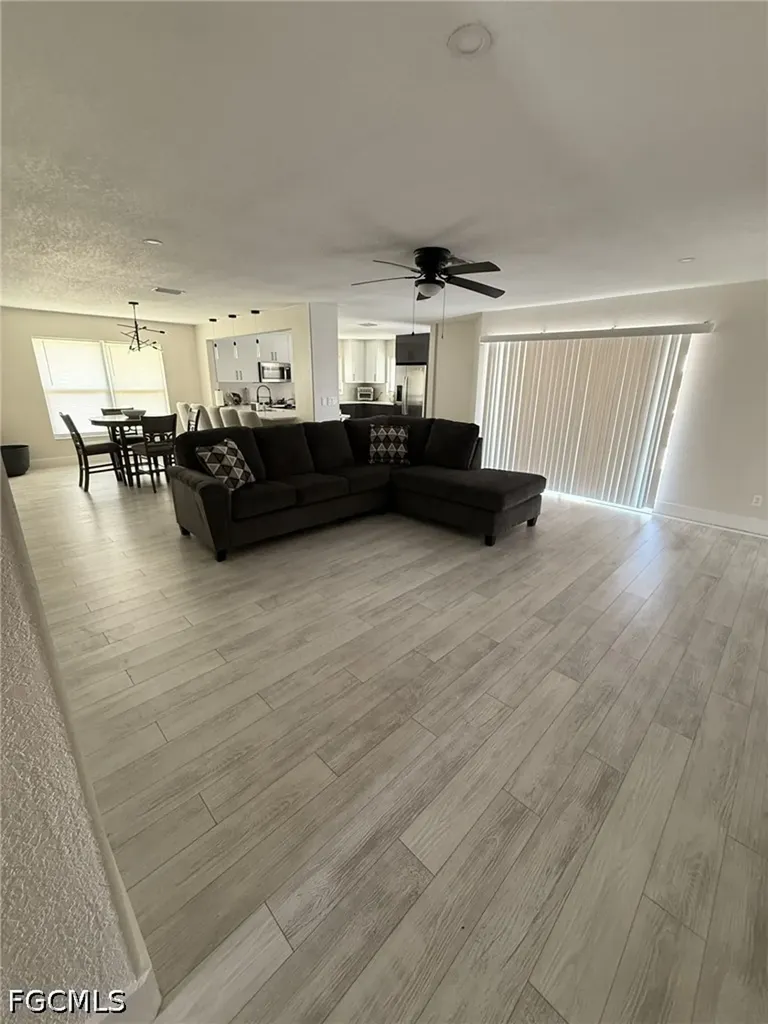 1414 SE 6th Avenue Cape Coral FL 33990