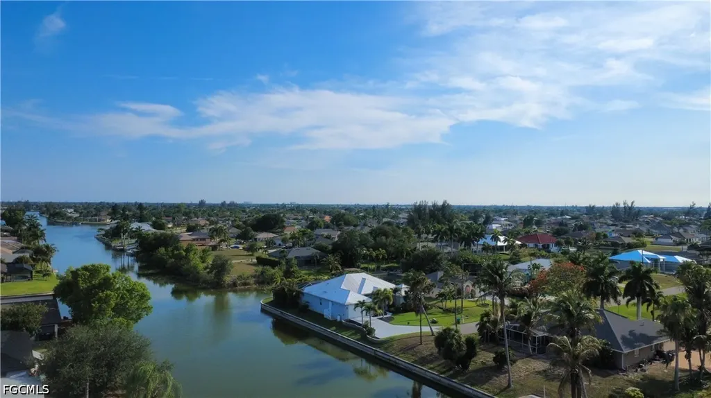 1414 SE 6th Avenue Cape Coral FL 33990
