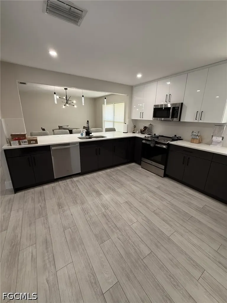 1414 SE 6th Avenue Cape Coral FL 33990