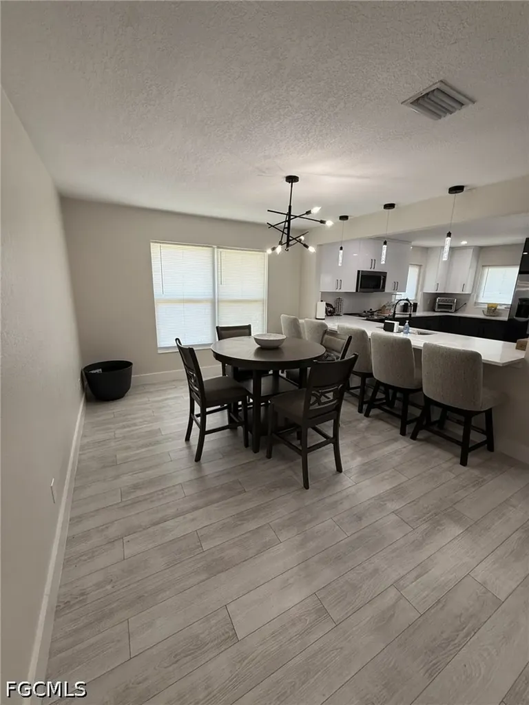 1414 SE 6th Avenue Cape Coral FL 33990