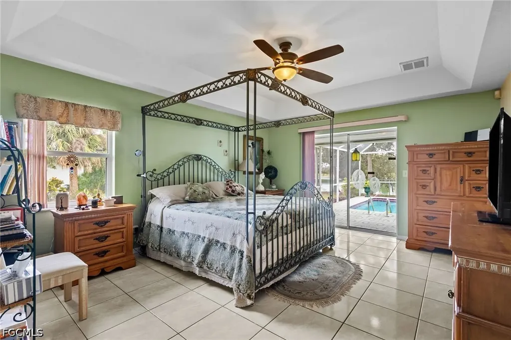 1814 SW 18th Terrace Cape Coral FL 33991