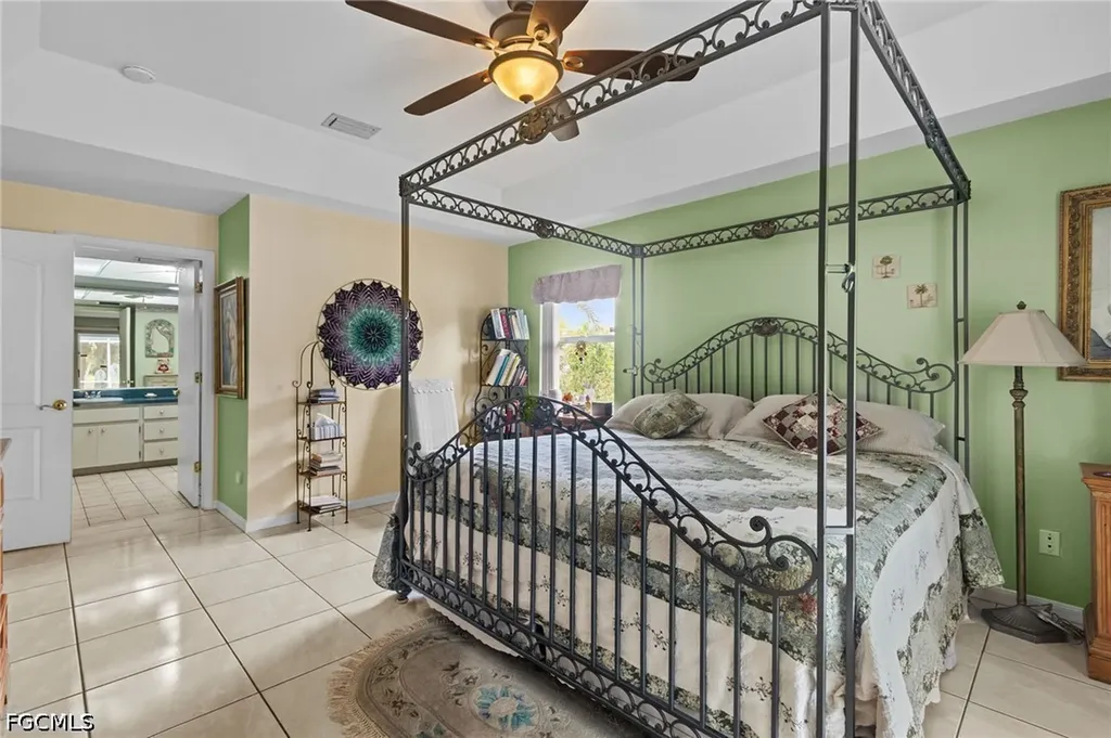 1814 SW 18th Terrace Cape Coral FL 33991