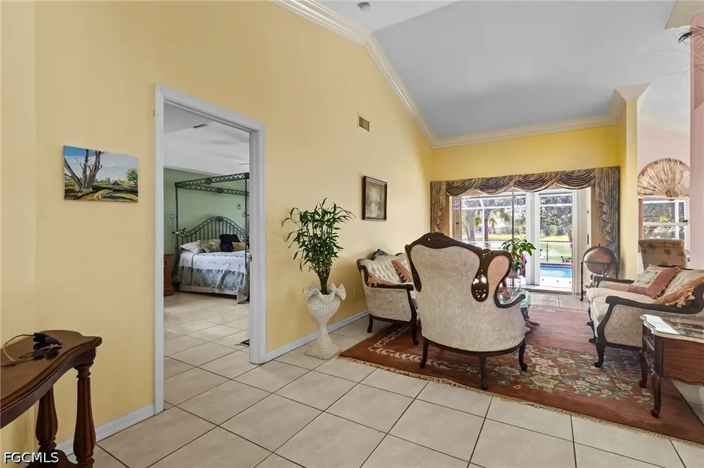 1814 SW 18th Terrace Cape Coral FL 33991
