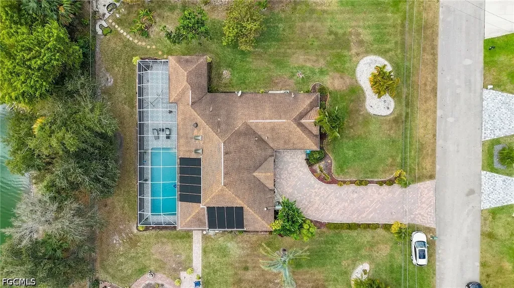 1814 SW 18th Terrace Cape Coral FL 33991
