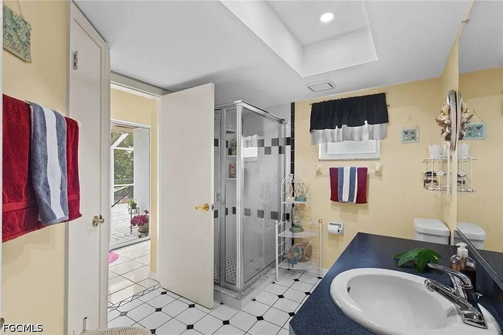 1814 SW 18th Terrace Cape Coral FL 33991