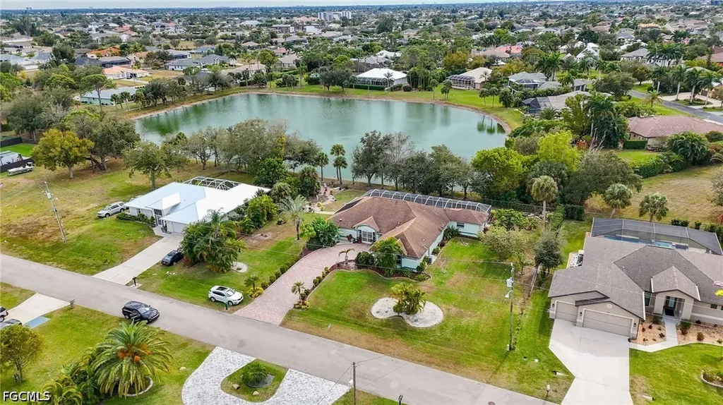 1814 SW 18th Terrace Cape Coral FL 33991