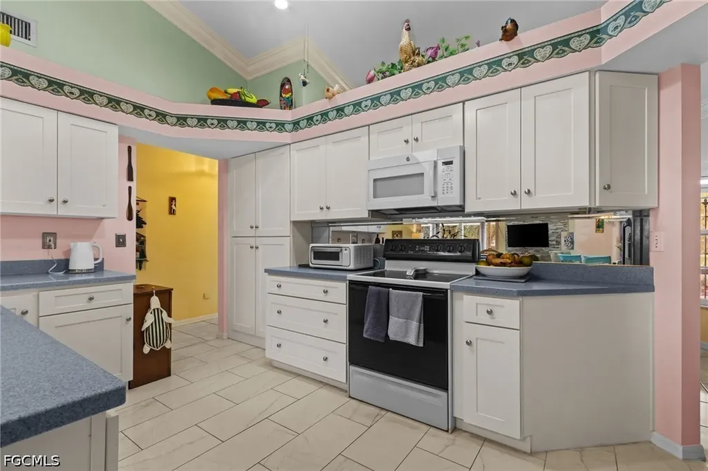 1814 SW 18th Terrace Cape Coral FL 33991