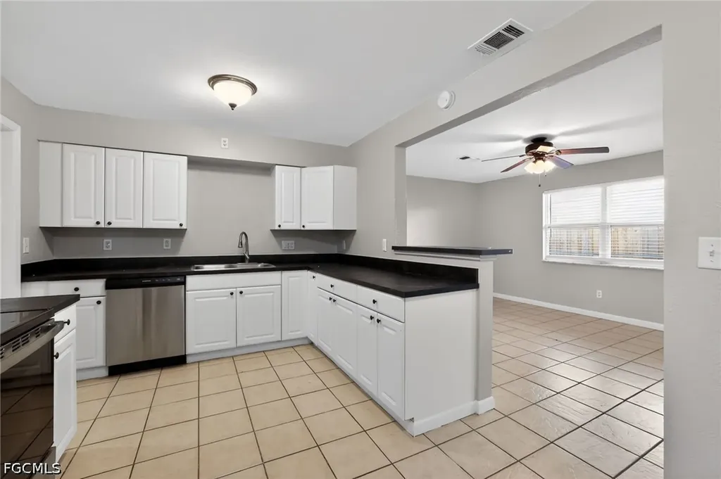 4019 7th Avenue N St. Petersburg FL 33713