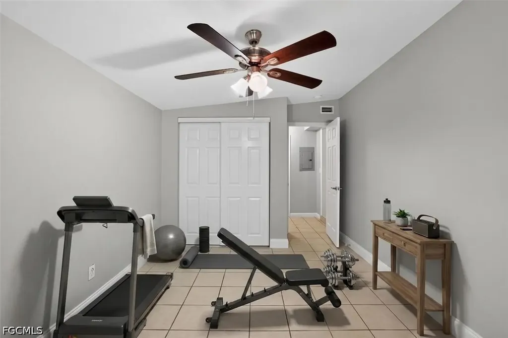 4019 7th Avenue N St. Petersburg FL 33713
