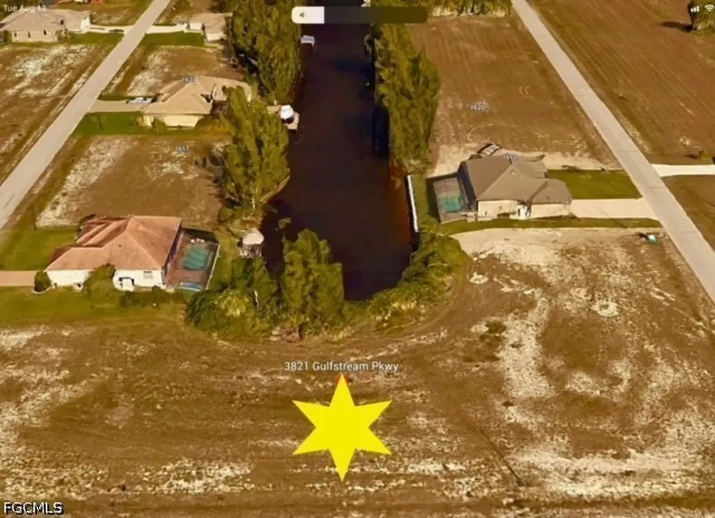 3821 Gulfstream Parkway Cape Coral FL 33993
