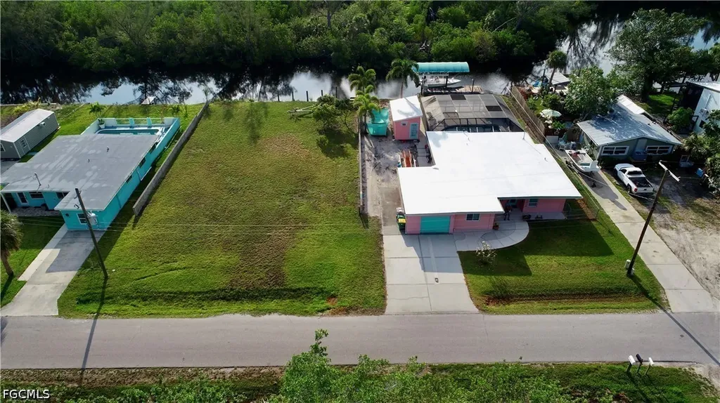 232 Darst Avenue Punta Gorda FL 33950
