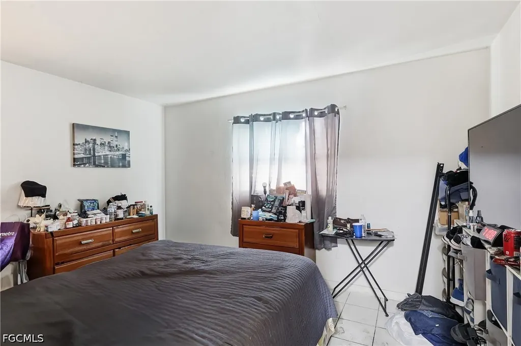 2355 Jeffcott Street Fort Myers FL 33901