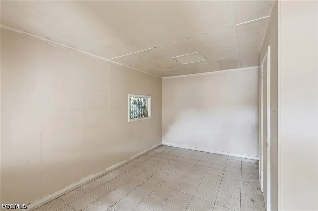 2355 Jeffcott Street Fort Myers FL 33901
