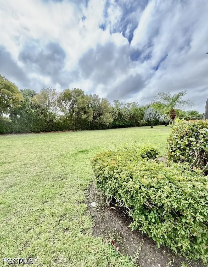 8128 Piedmont Drive Naples FL 34104
