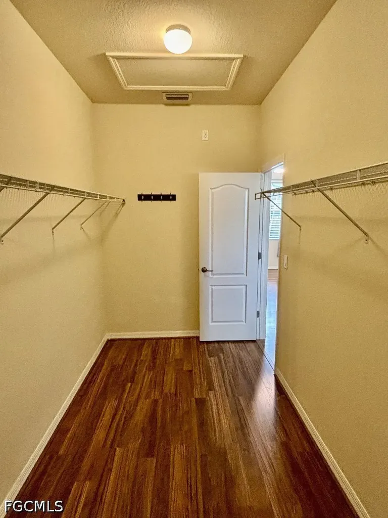 8128 Piedmont Drive Naples FL 34104