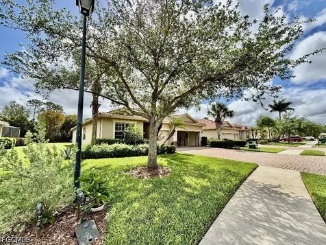 8128 Piedmont Drive Naples FL 34104