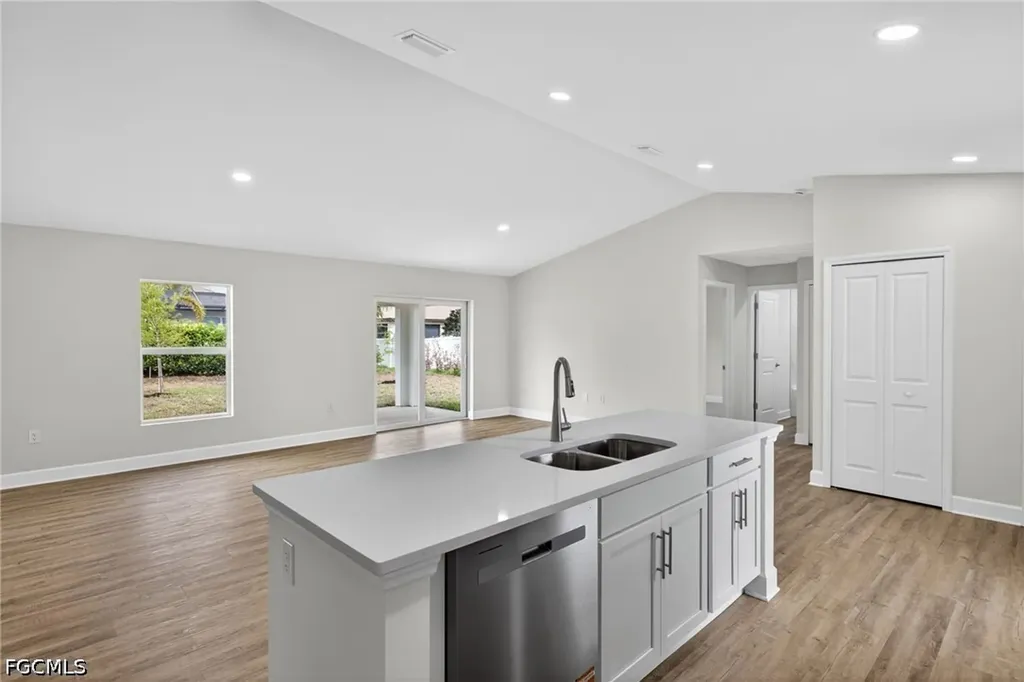 2426 NW 19th Avenue Cape Coral FL 33993