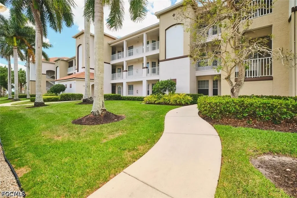 17110 Bridgestone Court Fort Myers FL 33908