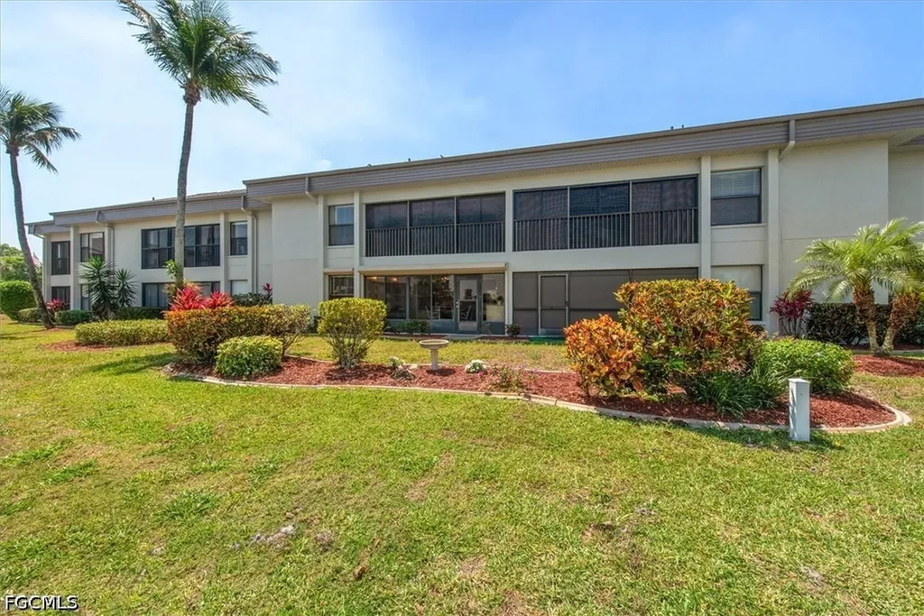 5805 Trailwinds Drive Fort Myers FL 33907