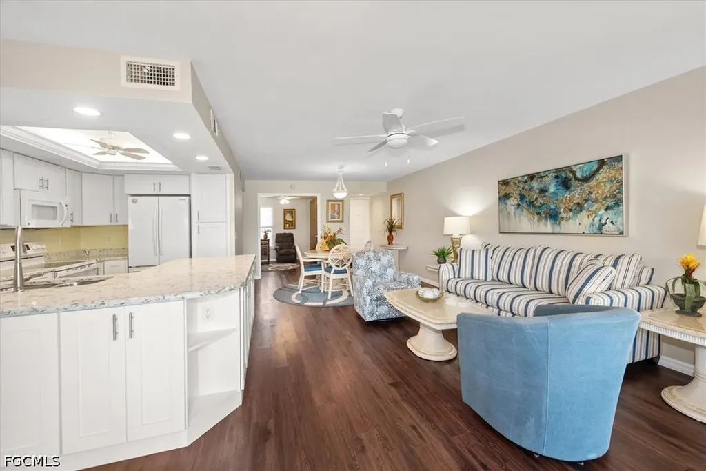5805 Trailwinds Drive Fort Myers FL 33907