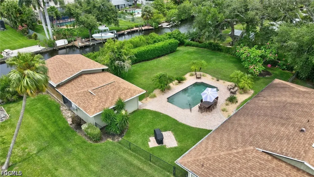 787 Overriver Drive North Fort Myers FL 33903