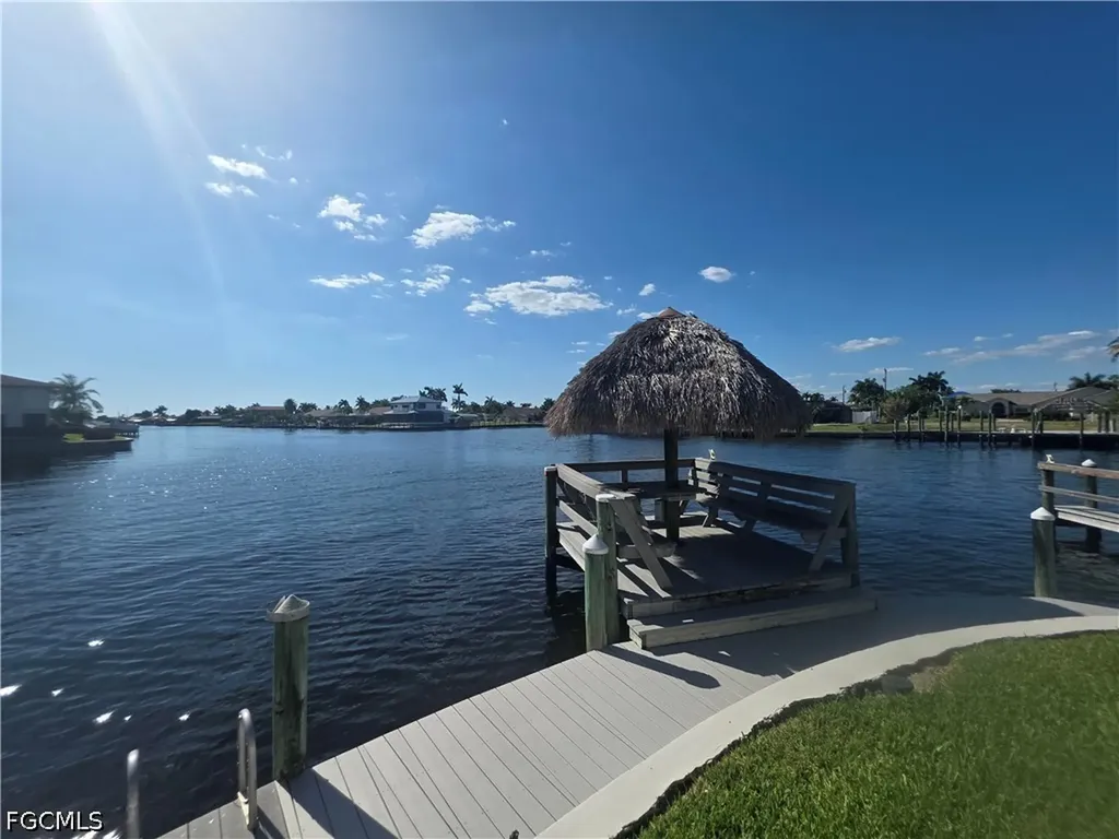4006 SE 20th Place Cape Coral FL 33904