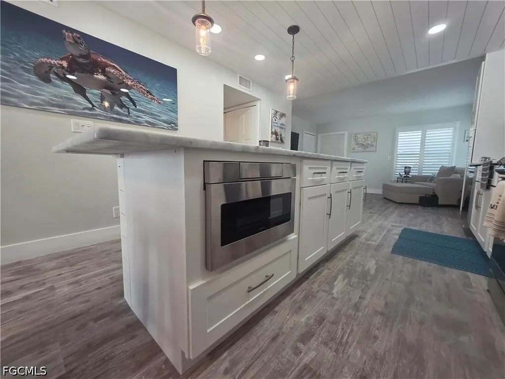 4006 SE 20th Place Cape Coral FL 33904
