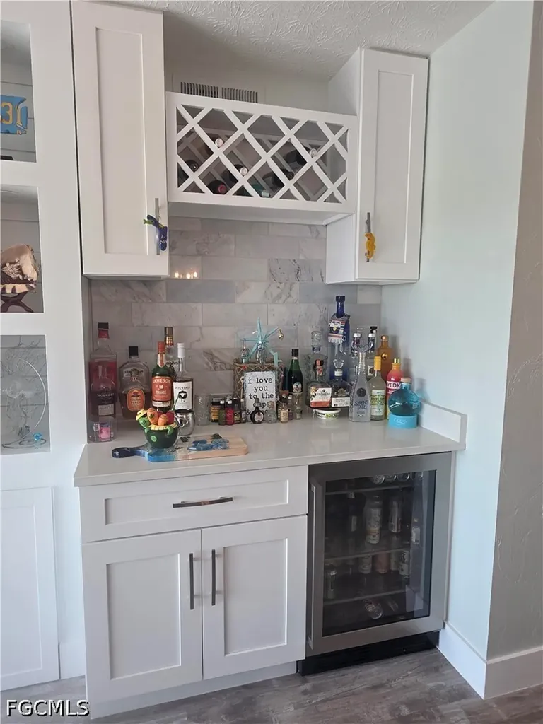 4006 SE 20th Place Cape Coral FL 33904