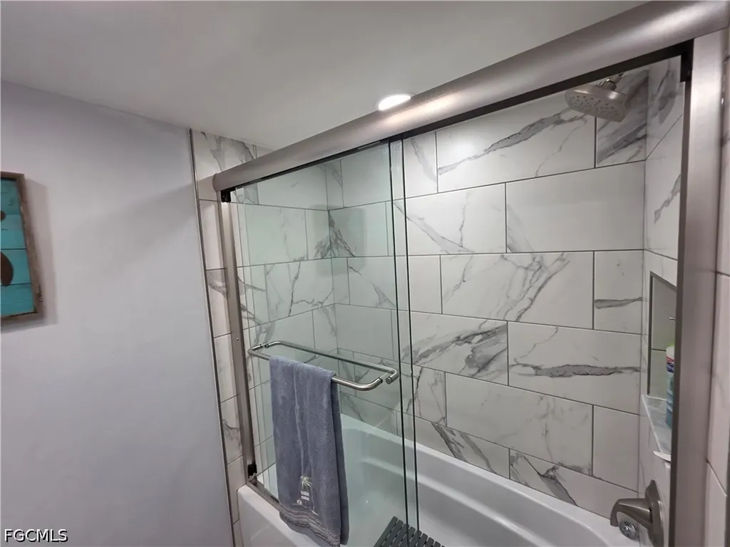 4006 SE 20th Place Cape Coral FL 33904