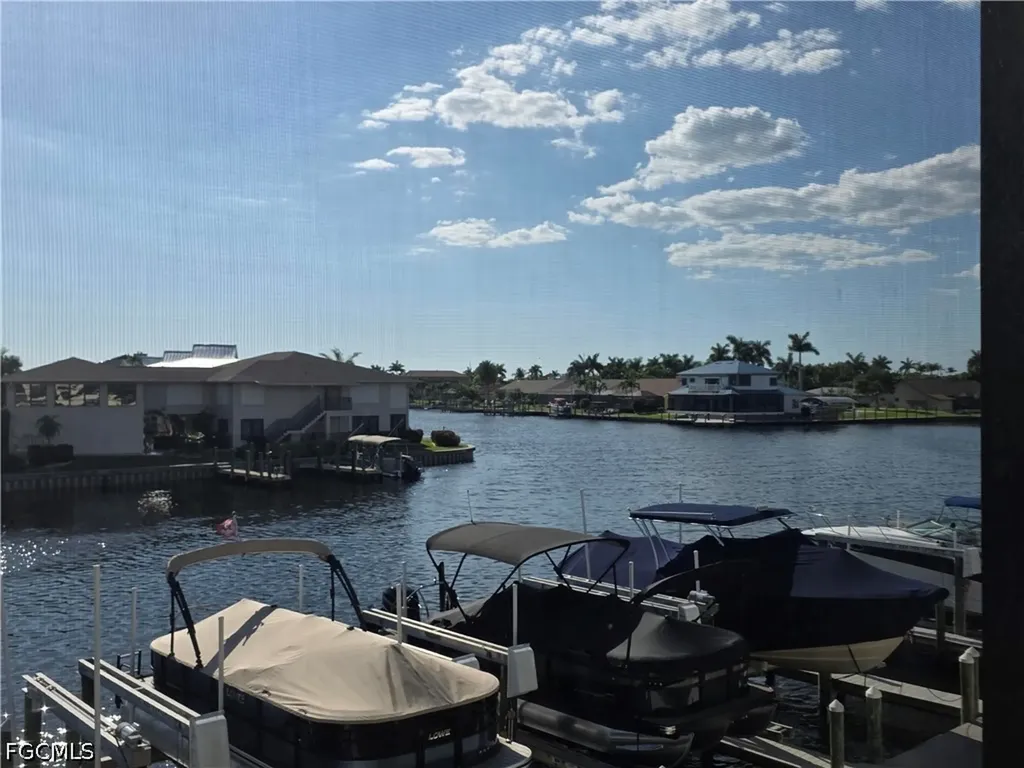4006 SE 20th Place Cape Coral FL 33904