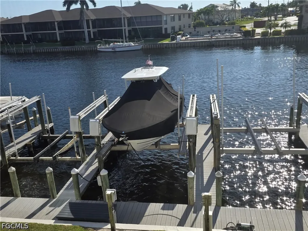 4006 SE 20th Place Cape Coral FL 33904