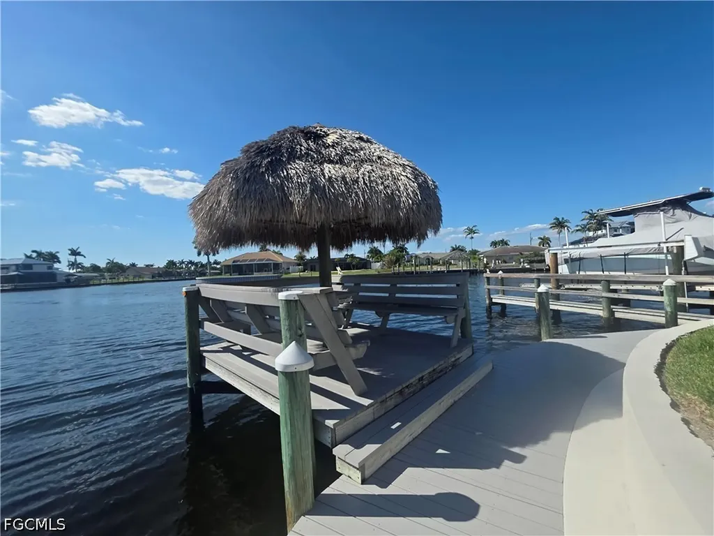 4006 SE 20th Place Cape Coral FL 33904