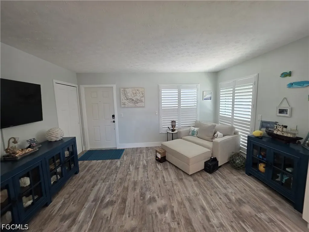 4006 SE 20th Place Cape Coral FL 33904