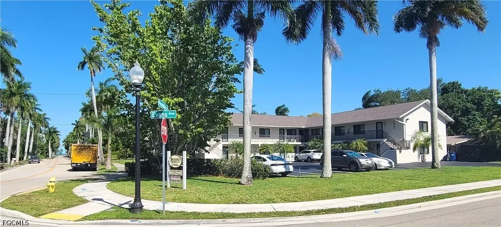 2610 Providence Street Fort Myers FL 33916