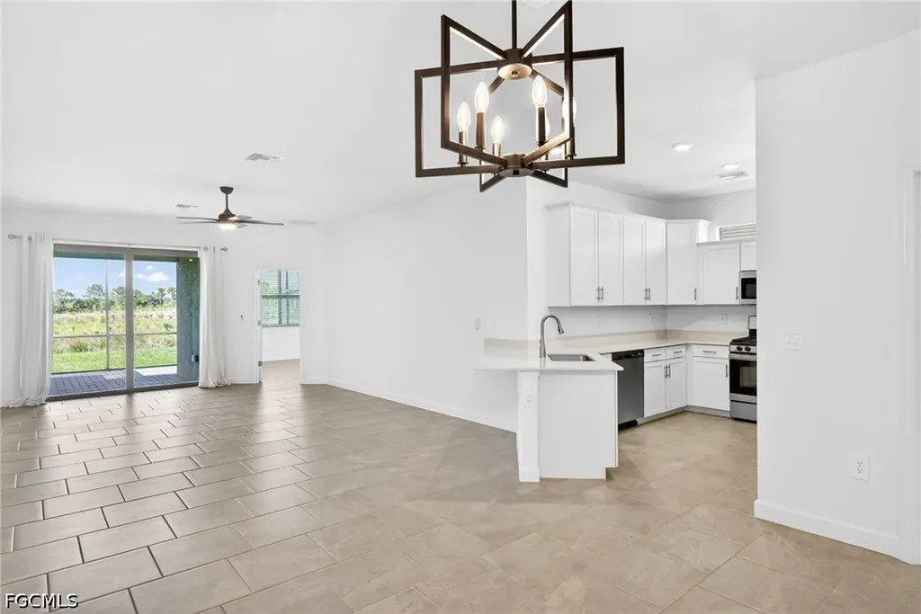 19488 Hinkley Drive Estero FL 33928