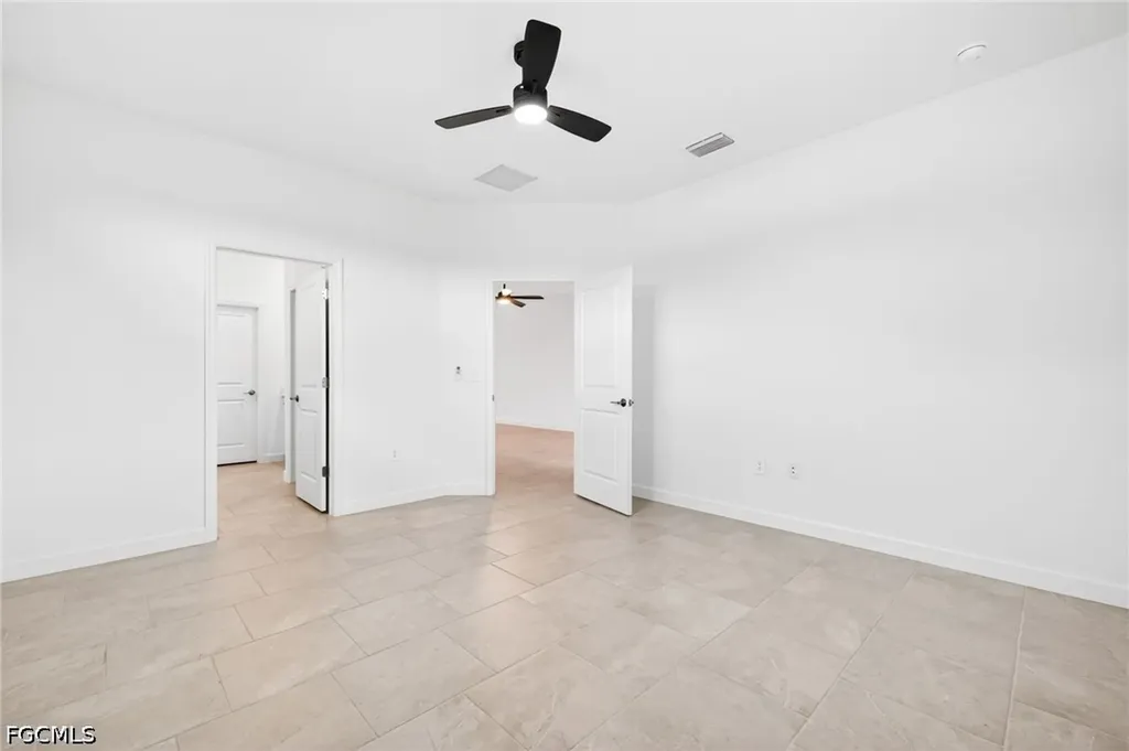 19488 Hinkley Drive Estero FL 33928