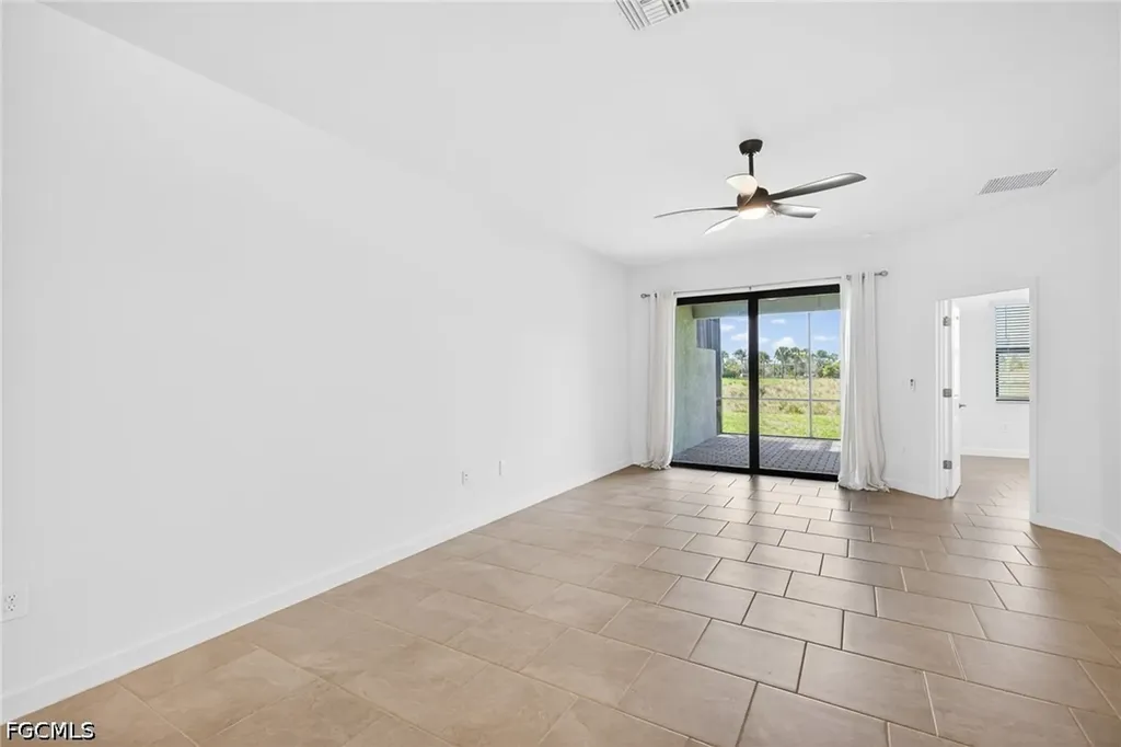 19488 Hinkley Drive Estero FL 33928