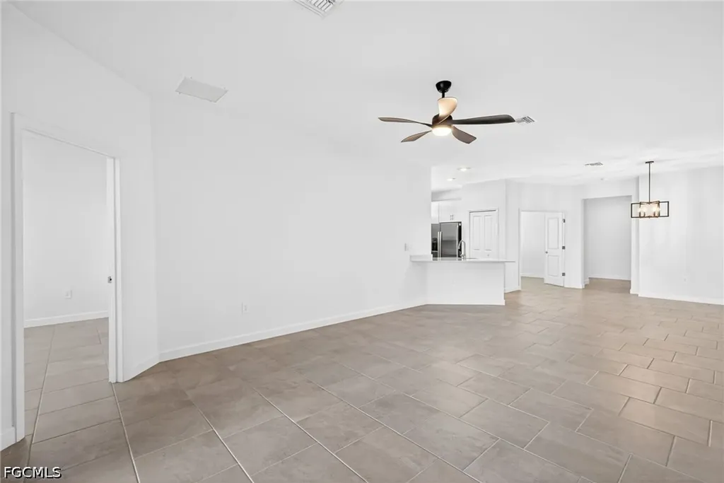 19488 Hinkley Drive Estero FL 33928