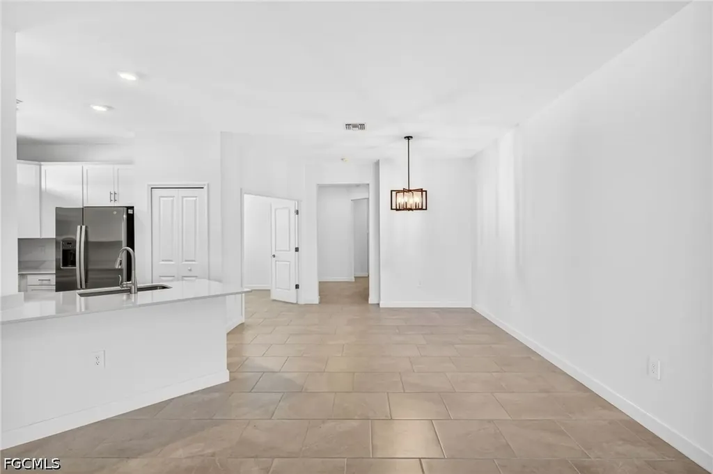 19488 Hinkley Drive Estero FL 33928