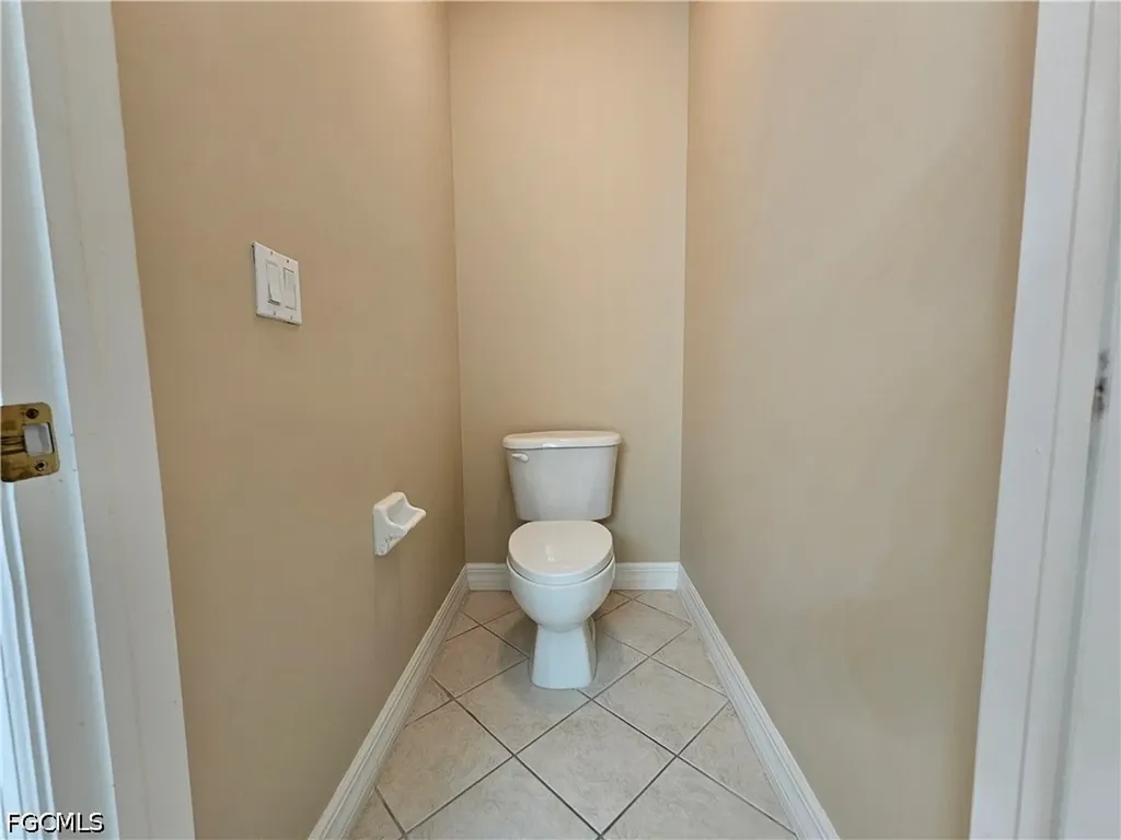 6010 Jonathans Bay Circle Fort Myers FL 33908