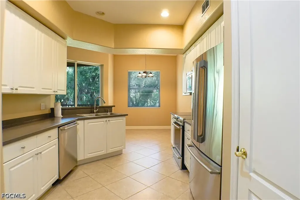6010 Jonathans Bay Circle Fort Myers FL 33908