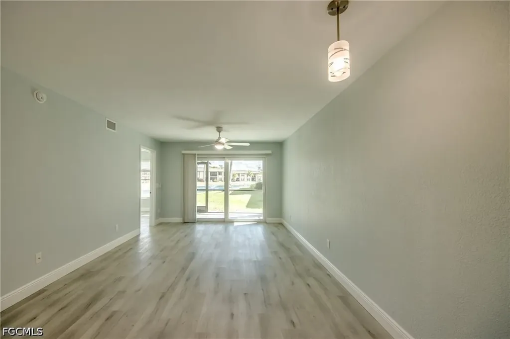16881 Davis Road Fort Myers FL 33908
