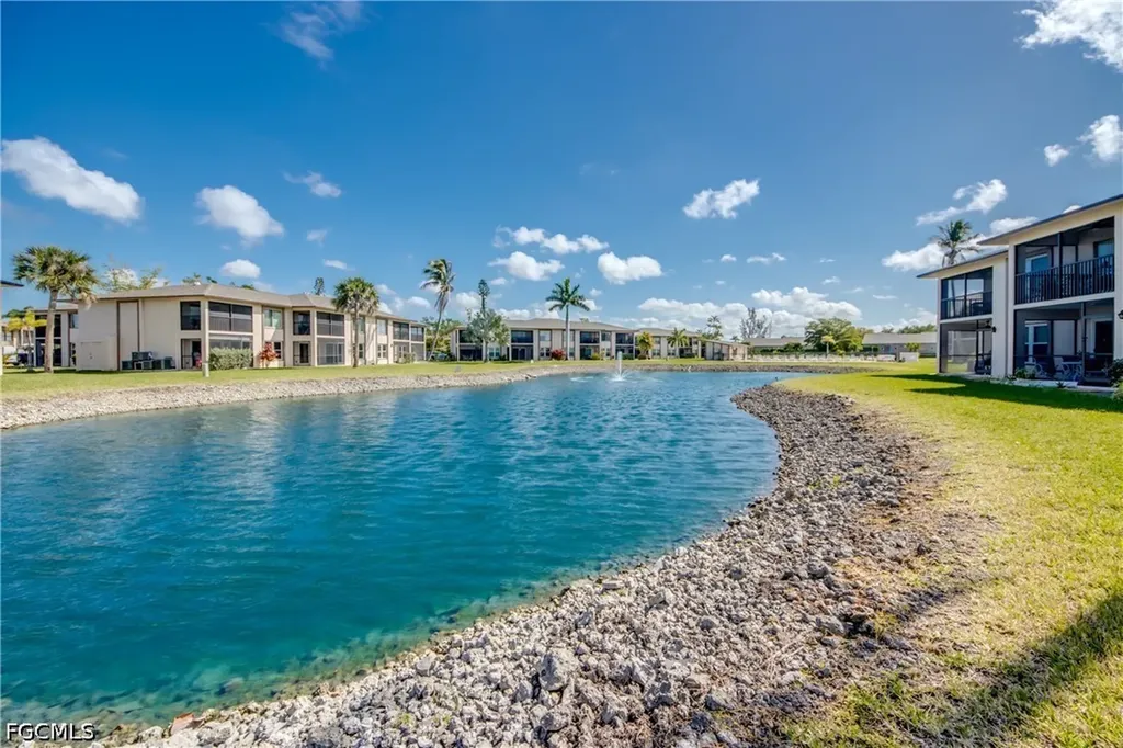 16881 Davis Road Fort Myers FL 33908