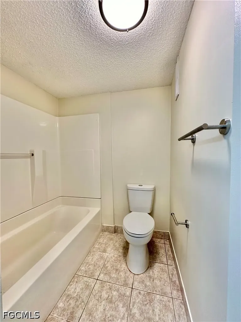 3706 Broadway Fort Myers FL 33901