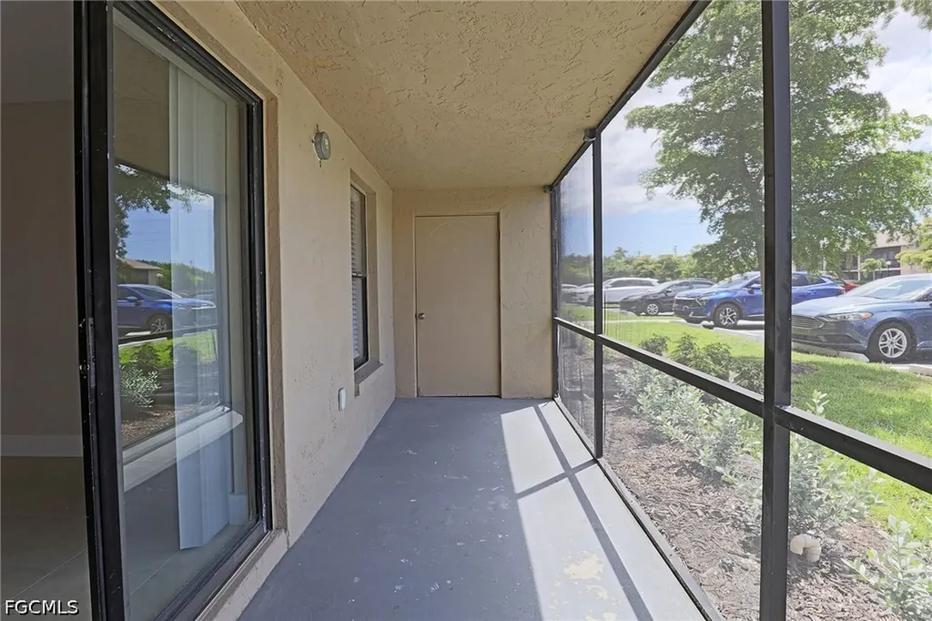 5307 Summerlin Road Fort Myers FL 33919