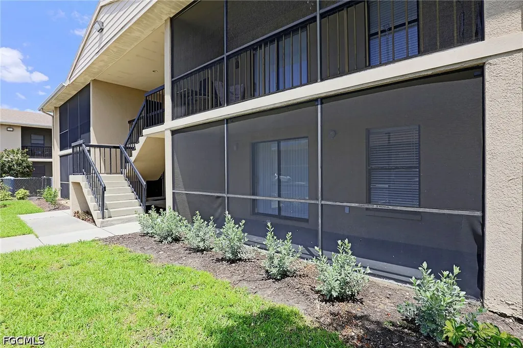 5307 Summerlin Road Fort Myers FL 33919